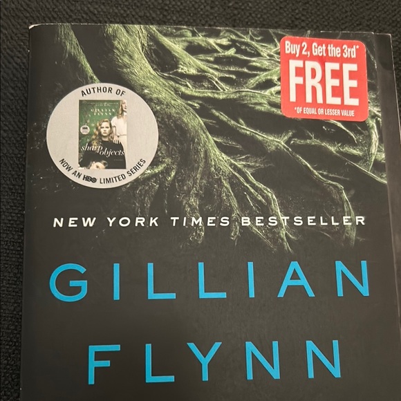 Dark Places by Gillian - Picture 2 of 9